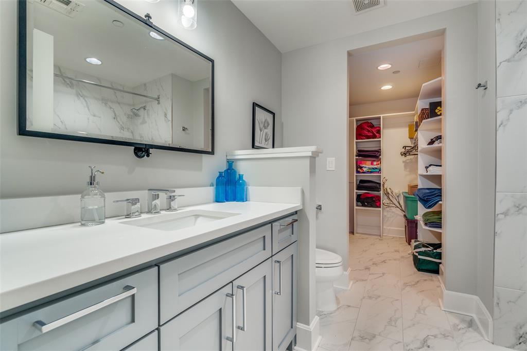 1505 Elm Street Condo - Residential