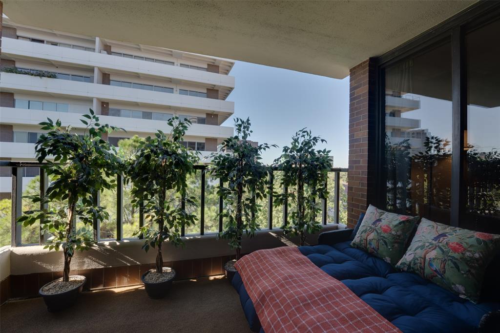 Beverly On Turtle Creek - Residential