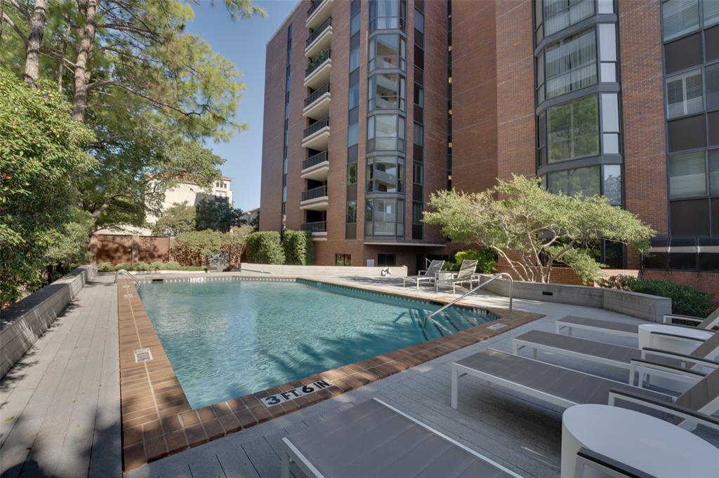 Beverly On Turtle Creek - Residential