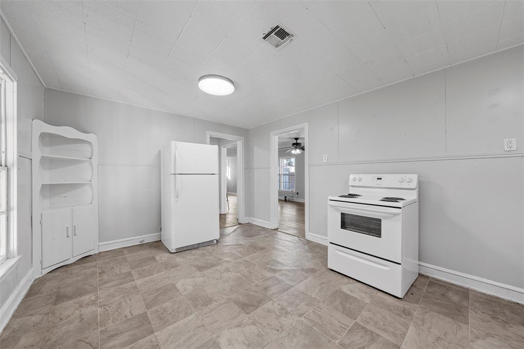 3513 N 27th