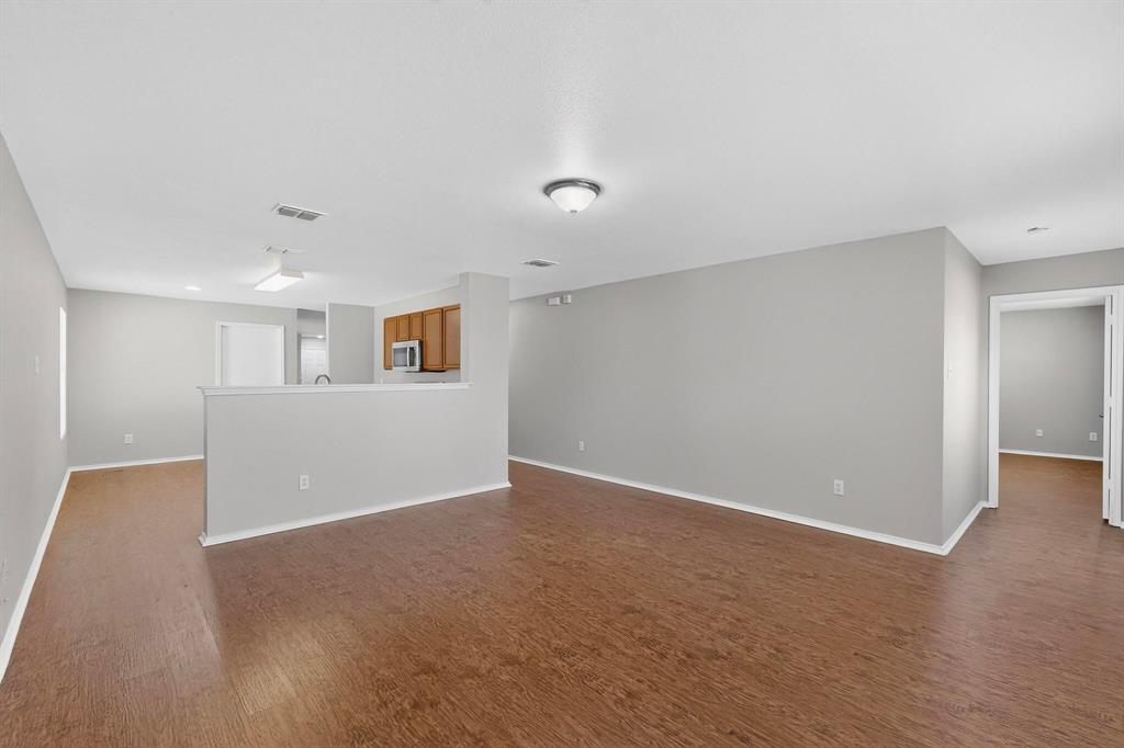 Heritage East A 01 - Residential Lease