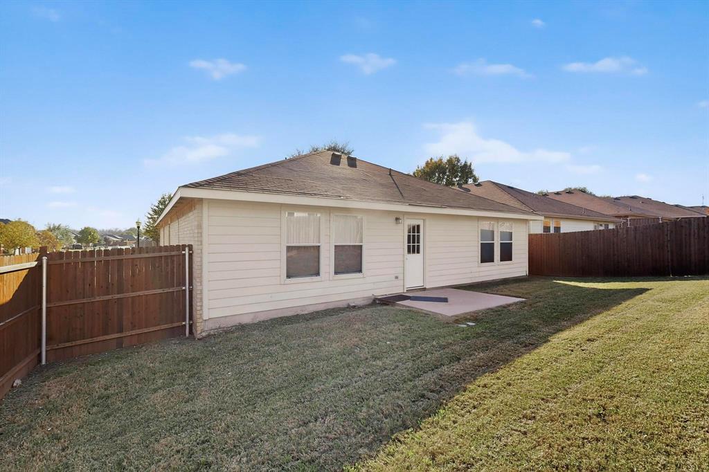 Heritage East A 01 - Residential Lease