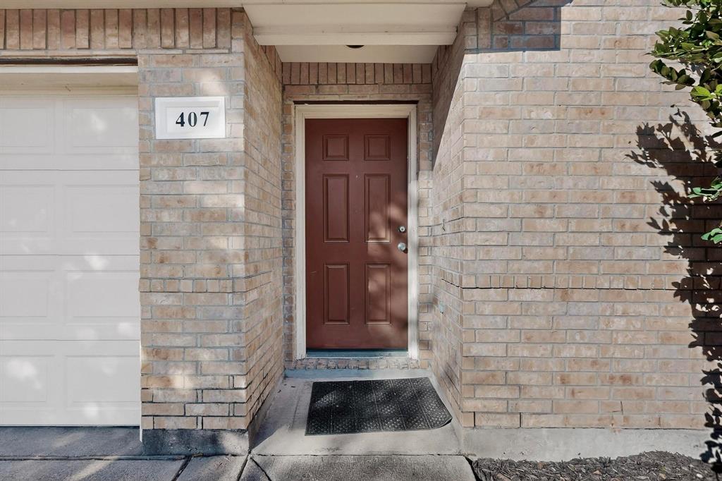 Heritage East A 01 - Residential Lease