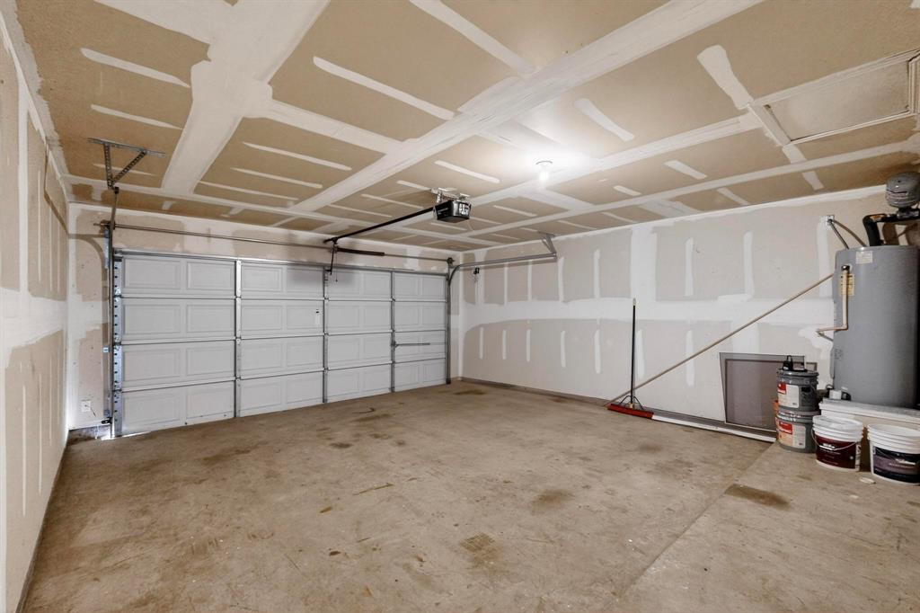 Heritage East A 01 - Residential Lease