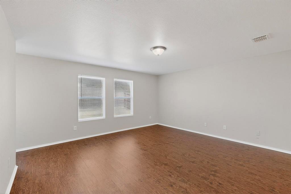 Heritage East A 01 - Residential Lease