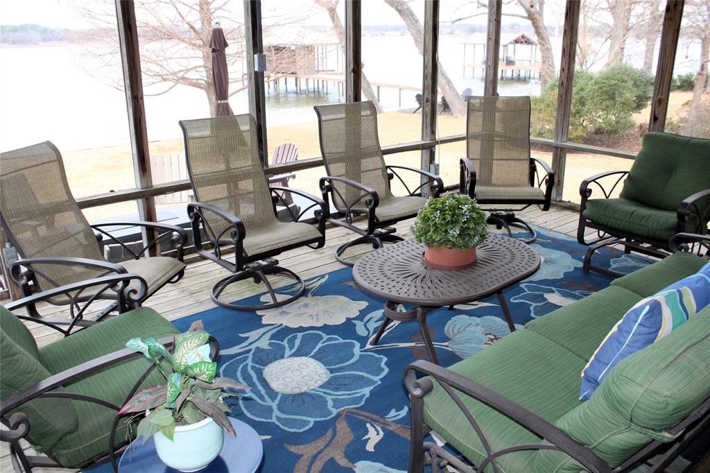 Point La Vista - Residential