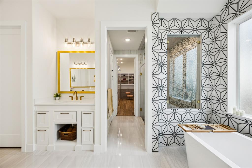 Mustang Lakes Ph Six - Residential