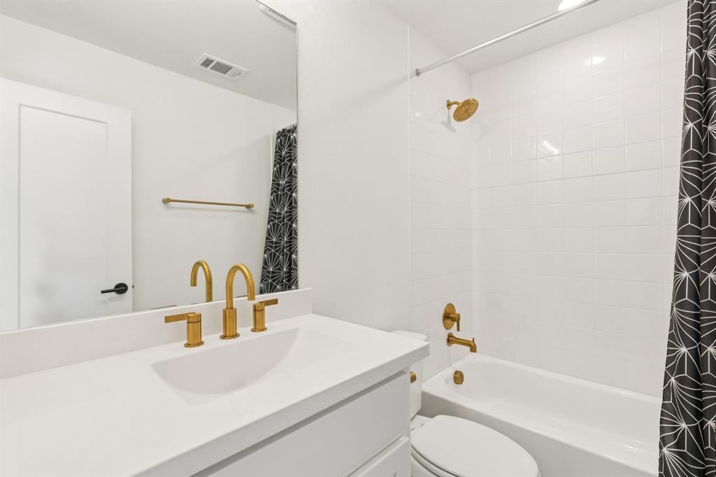 Mustang Lakes Ph Six - Residential