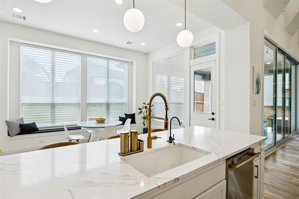 Mustang Lakes Ph Six - Residential