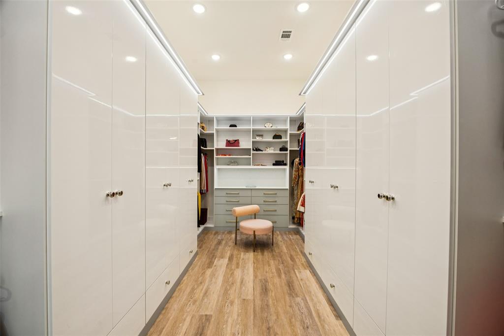 Mustang Lakes Ph Six - Residential