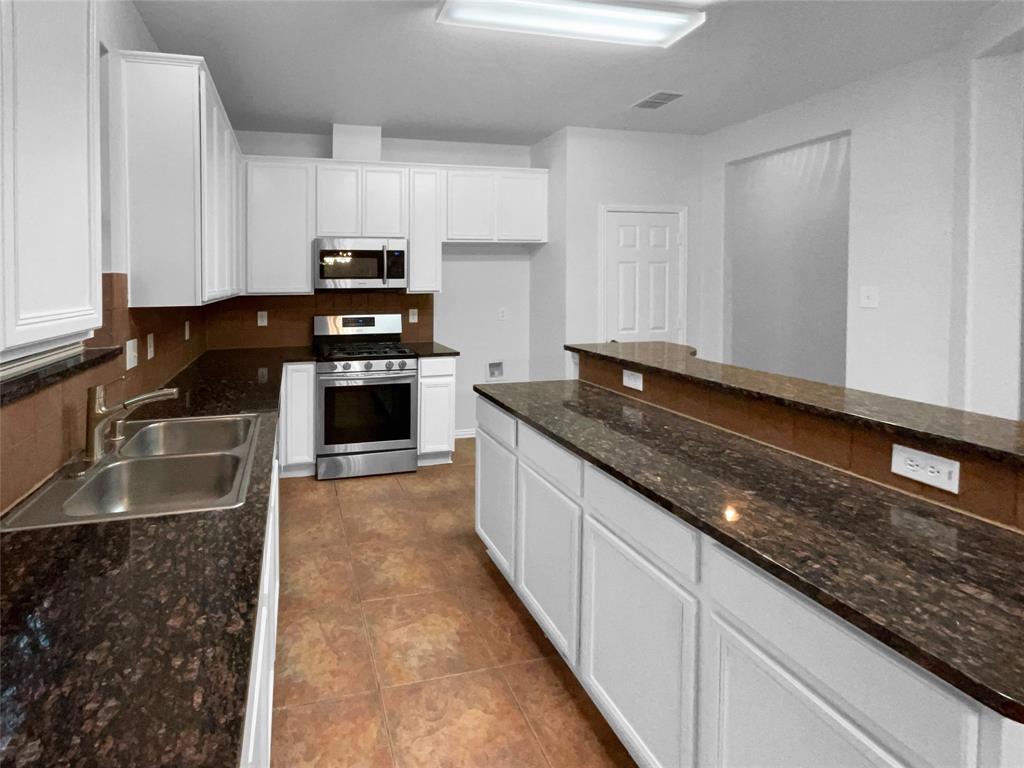 4404 Coldbrook Lane