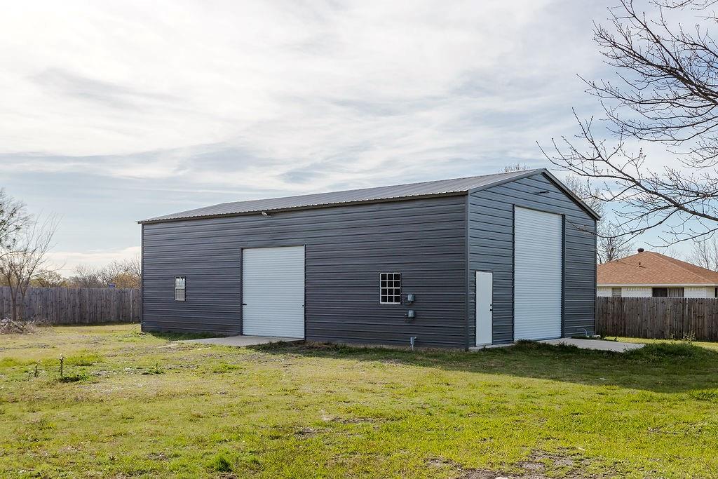 E M Jones Surv Abs #495 - Residential