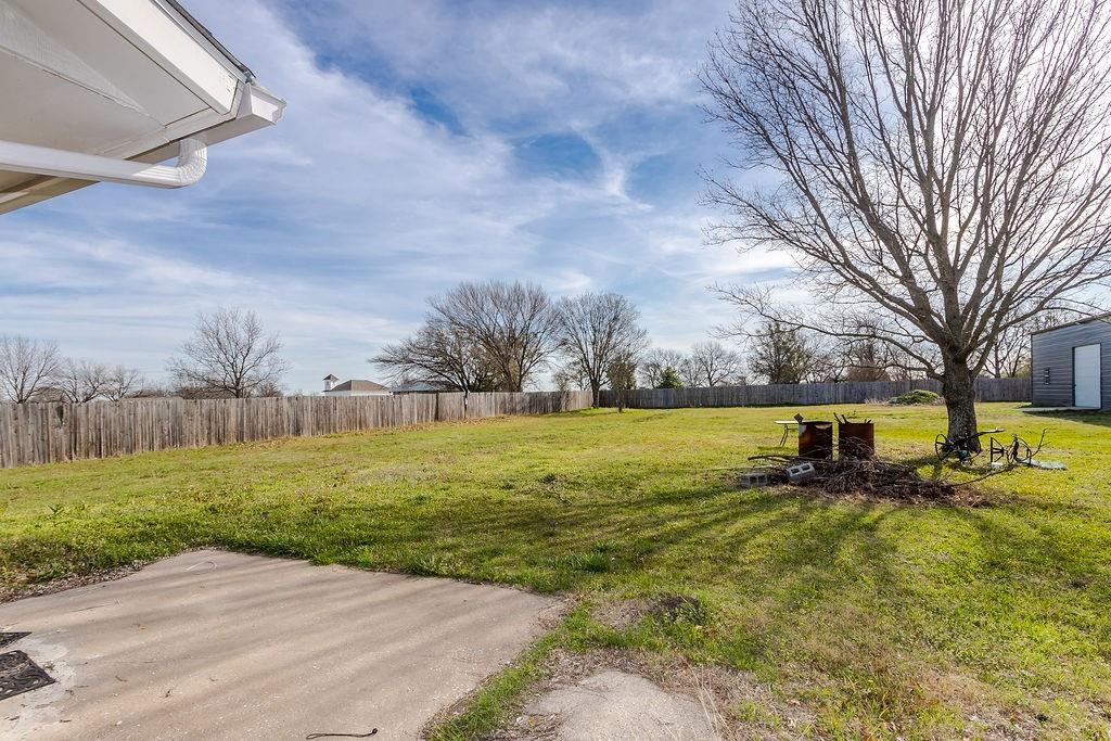 2225 S Bridgefarmer Road