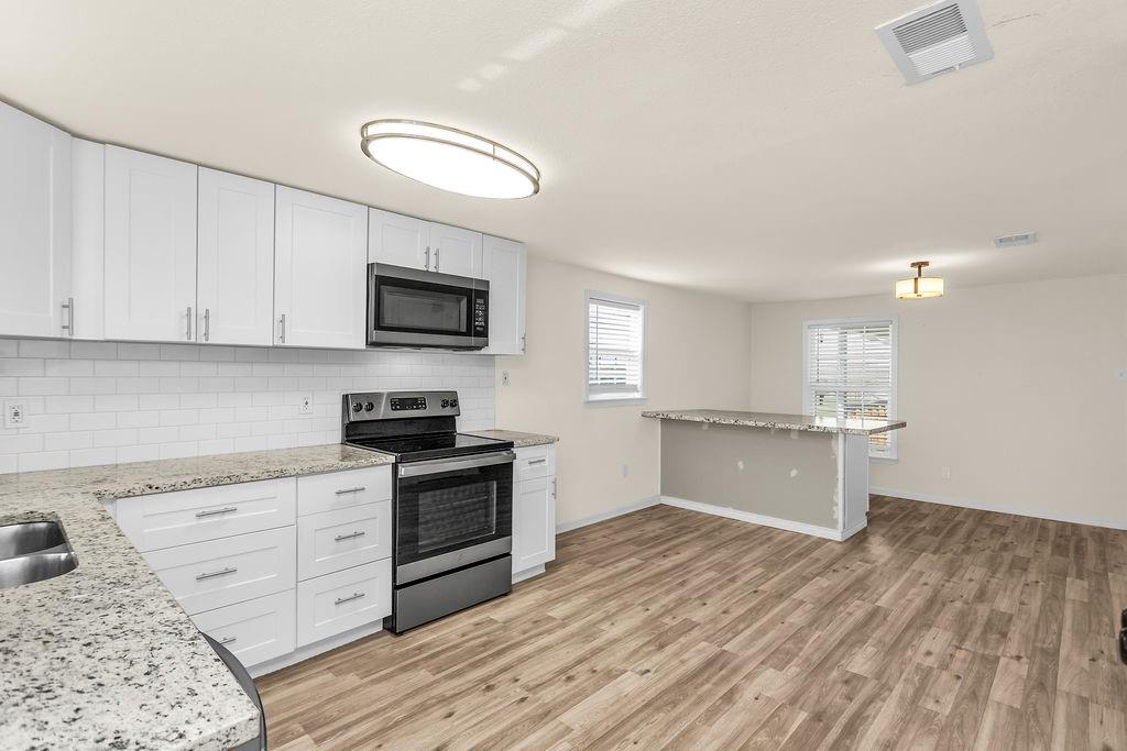 E M Jones Surv Abs #495 - Residential