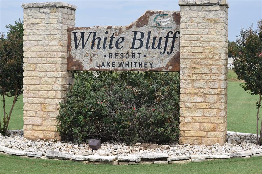 White Bluff #01 - Land