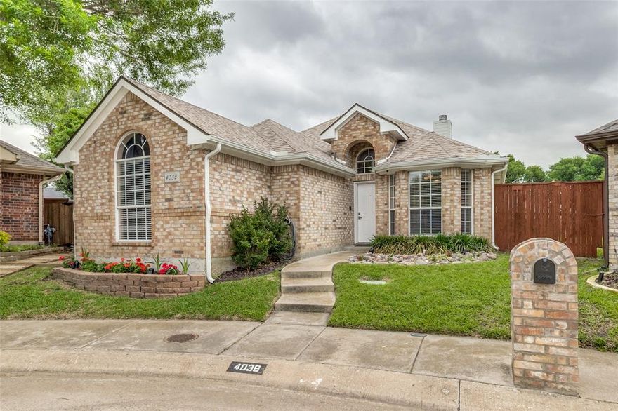 Charming home in Far North Dallas on an oversized cul-de-sac lot in Plano ISD. This open-concept 4-bedroom home features vaulted ceilings, quality finishes and a functional split-bedroom layout. The private primary suite includes a beautifully updated bathroom completed in 2024 and ample closet space.
The kitchen is well appointed with a gas cooktop and opens easily to the main living areas, making it ideal for everyday living and gatherings.
Recent updates include a new roof, gutters, solar attic fan, leaf guards (Aug 2025), and an 8 ft. board-on-board cedar fence (March 2025). Additional features include a 360-degree security system and a 50-amp generator interlock panel.
The massive private backyard is a rare find, featuring a sparkling pool, two patios, an expansive lawn and a 12x12 powered workshop-shed.
Conveniently located with quick access to the Dallas North Tollway and President George Bush Turnpike, and close to shopping, dining, and DFW Airport. Move-in ready and well maintained.