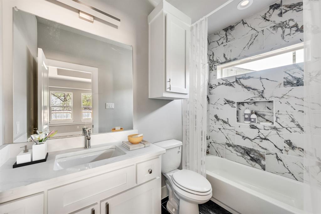 Heritage Square 02 - Residential