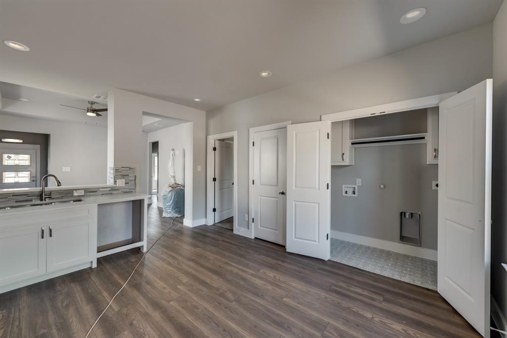 Heritage Square 02 - Residential