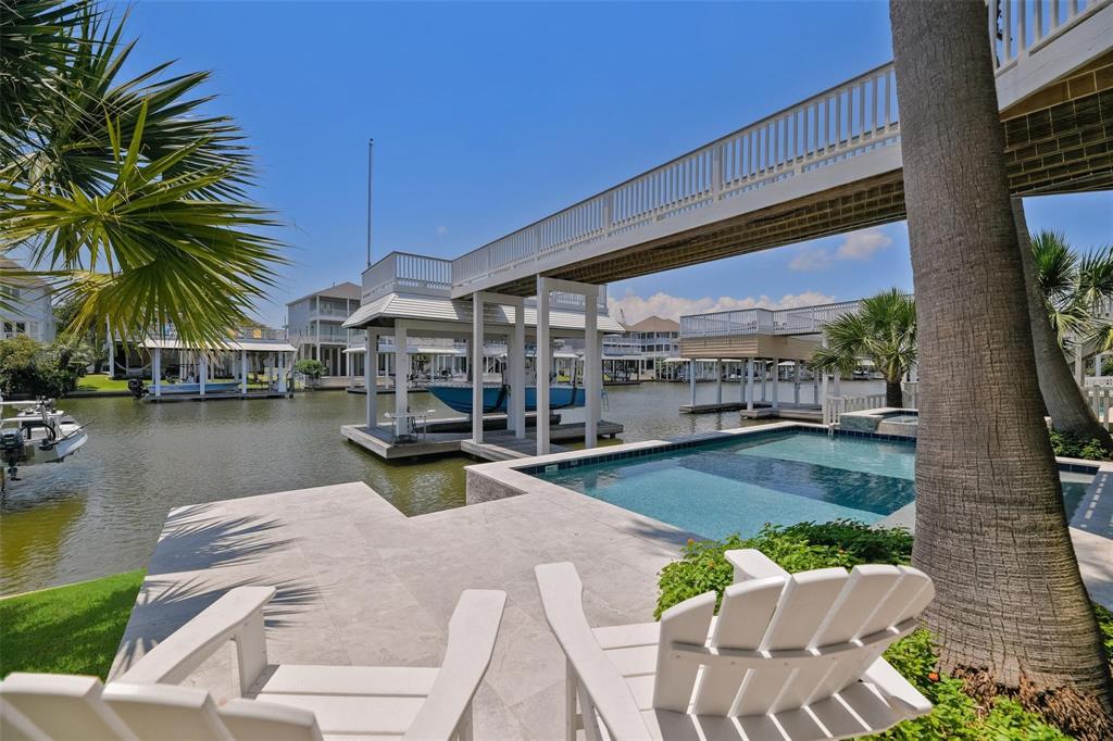 Pirates Cove - Residential