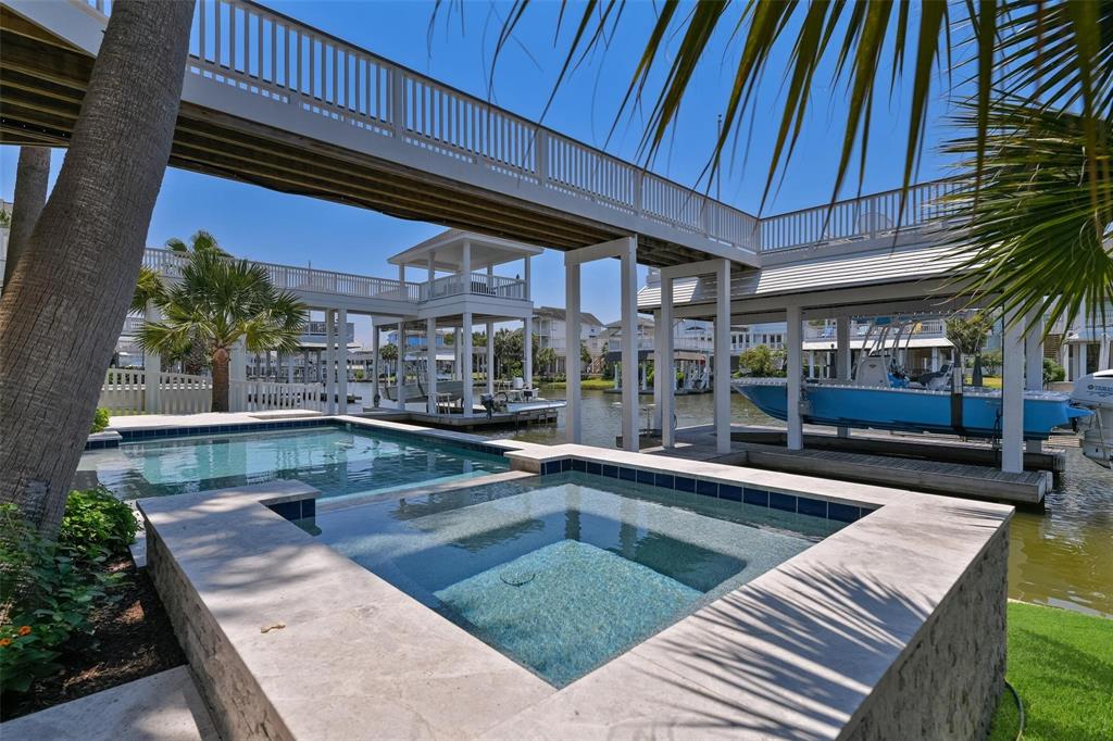 Pirates Cove - Residential