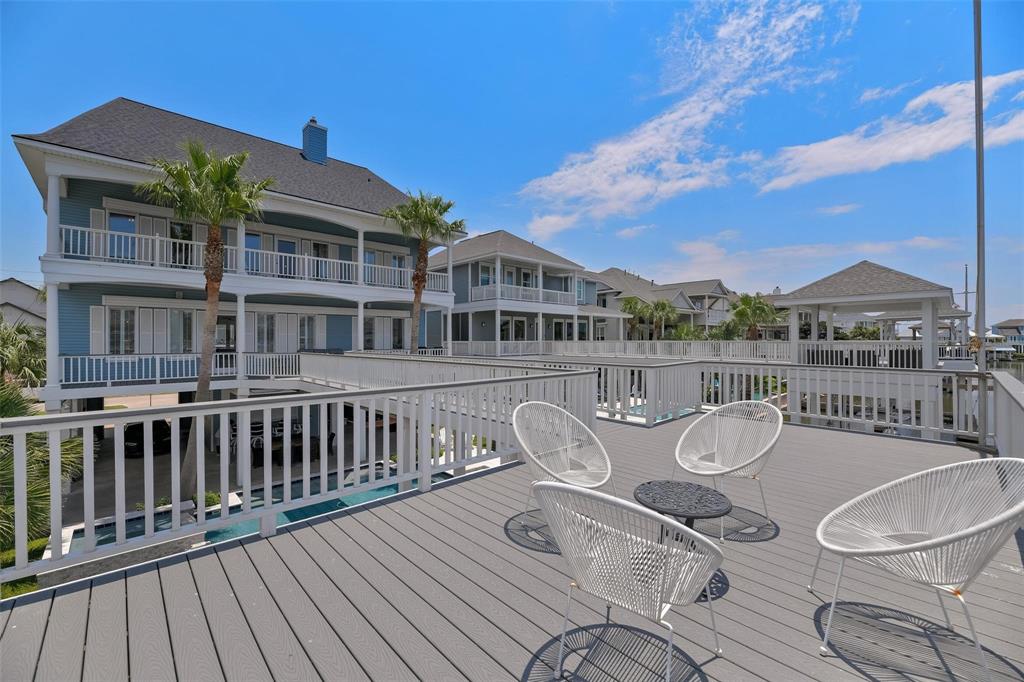 Pirates Cove - Residential