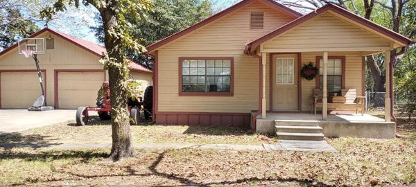 509 S MILL ST, CUMBY, TX 75433 - Image 6ddebd26bf010b6cc12e8890d4debe7e/860529253