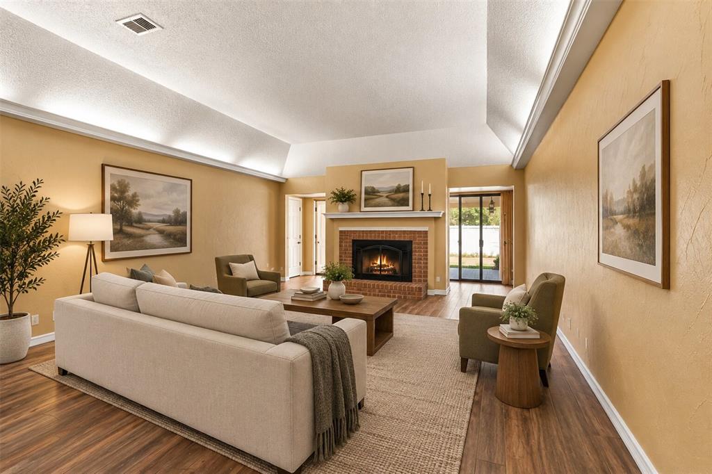 3904 Shady Valley Drive