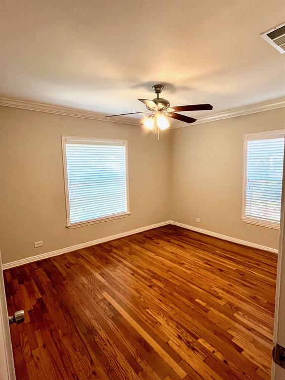 Dallas, Texas 75235, United States, 3 Bedrooms Bedrooms, ,1 BathroomBathrooms,Residential,Pending,22217