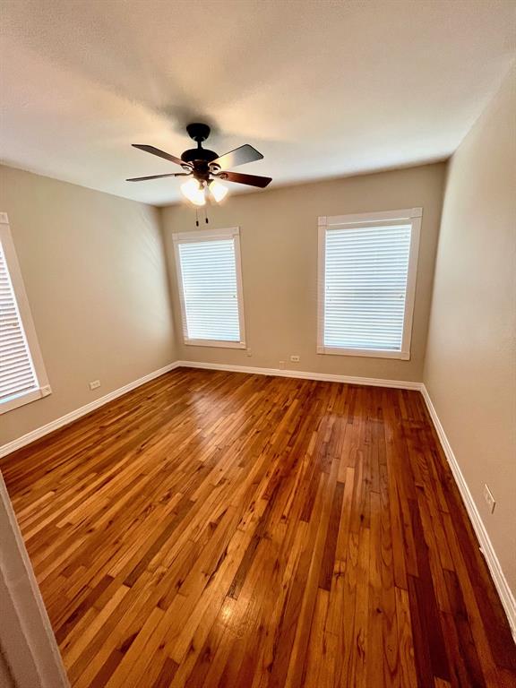 Dallas, Texas 75235, United States, 3 Bedrooms Bedrooms, ,1 BathroomBathrooms,Residential,Pending,22217