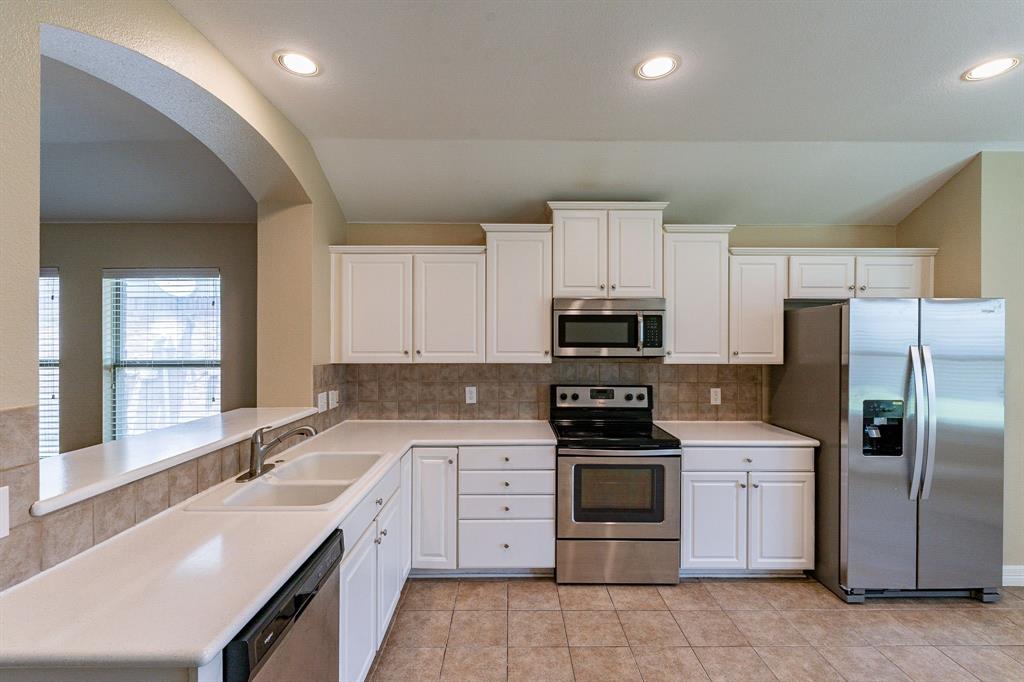 1524 Canary Drive