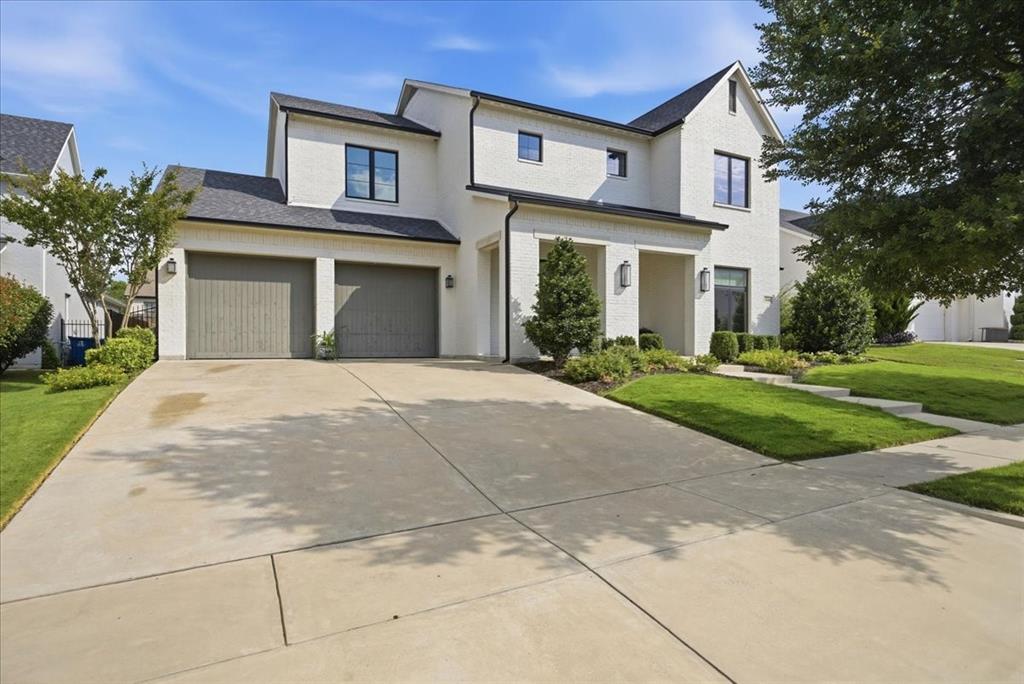 520 Point Vista Drive