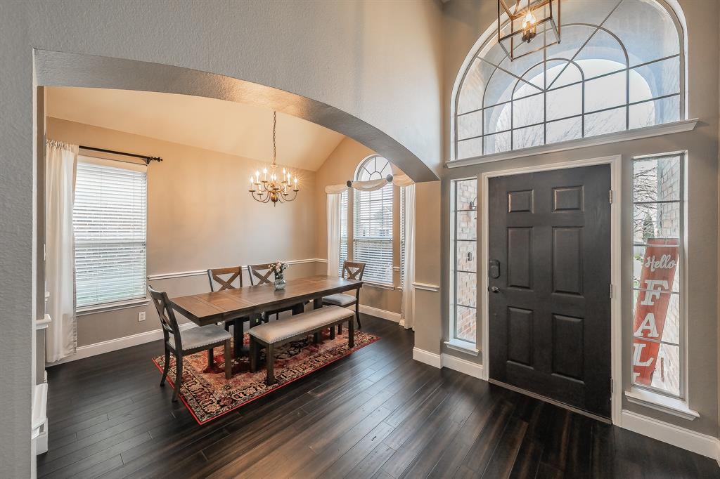 5021 Valleyside Drive