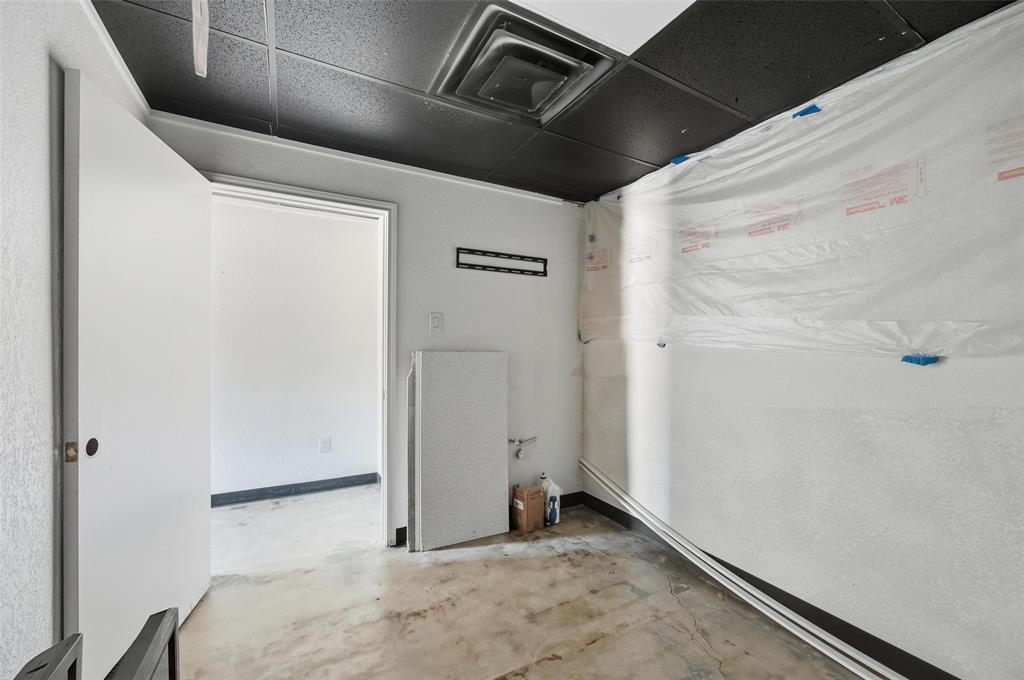 Tucker Add - Commercial Lease