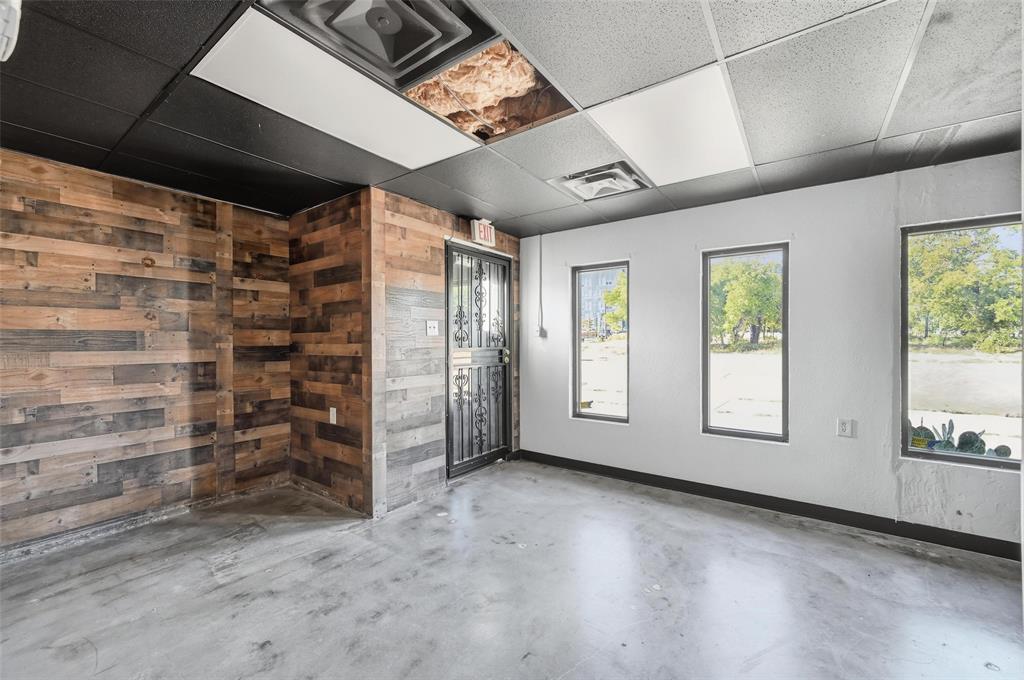 Tucker Add - Commercial Lease