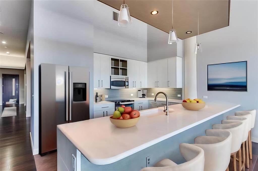 2600 W 7th Street 1827