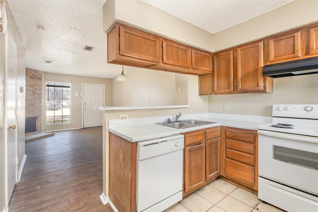 Village By The Creek - Residential