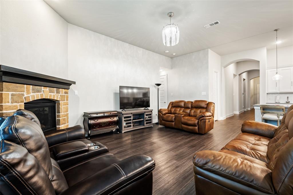 1553 Sugarberry Drive