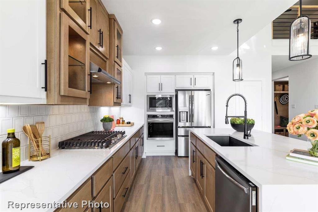 3704 River Creek Trail