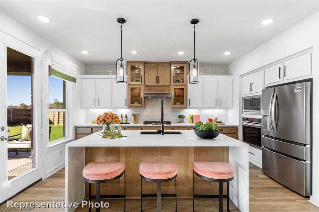 3704 River Creek Trail