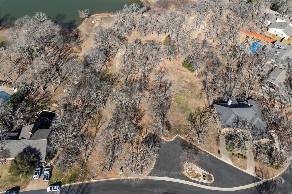 Photo of 25R Royal Oaks Boulevard, Hickory Creek, TX 75065 (MLS # 21236965)