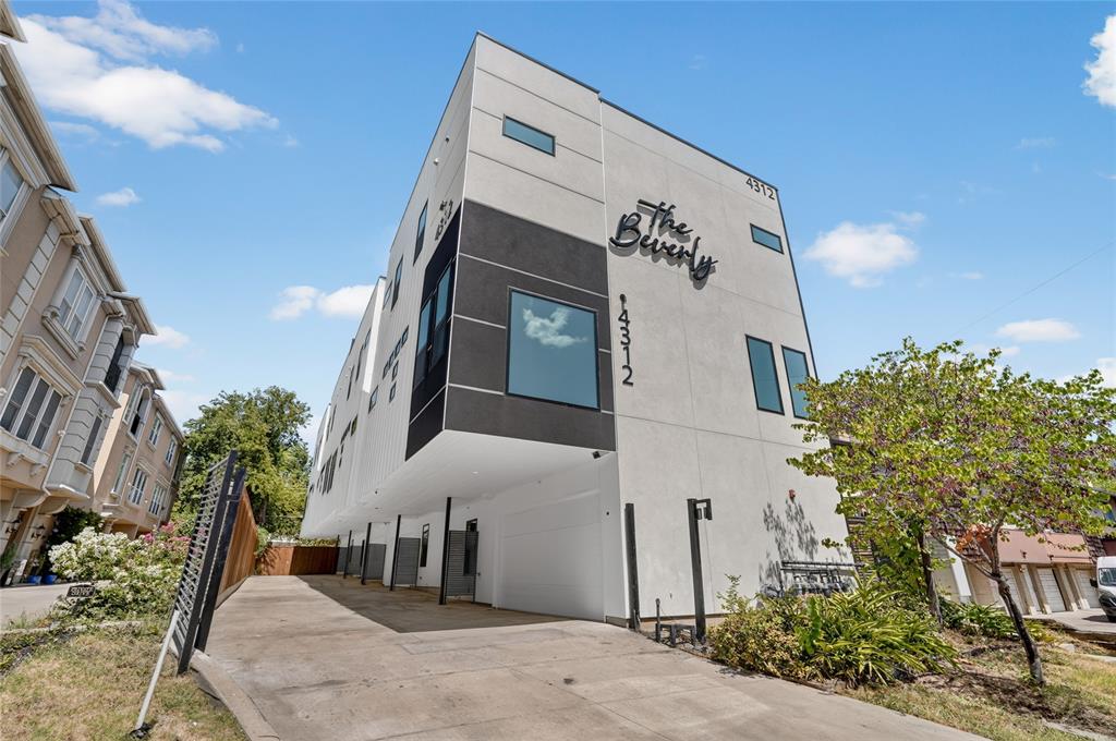 4312 Cedar Springs Road 104