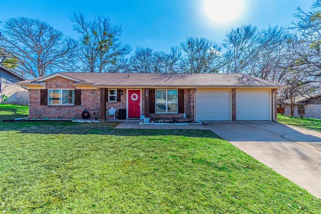 Photo of 708 N Stewart Street, Azle, TX 76020 (MLS # 21251663)