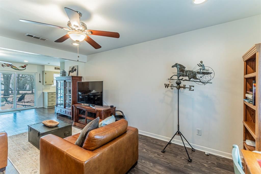 Photo of 708 N Stewart Street, Azle, TX 76020 (MLS # 21251663)