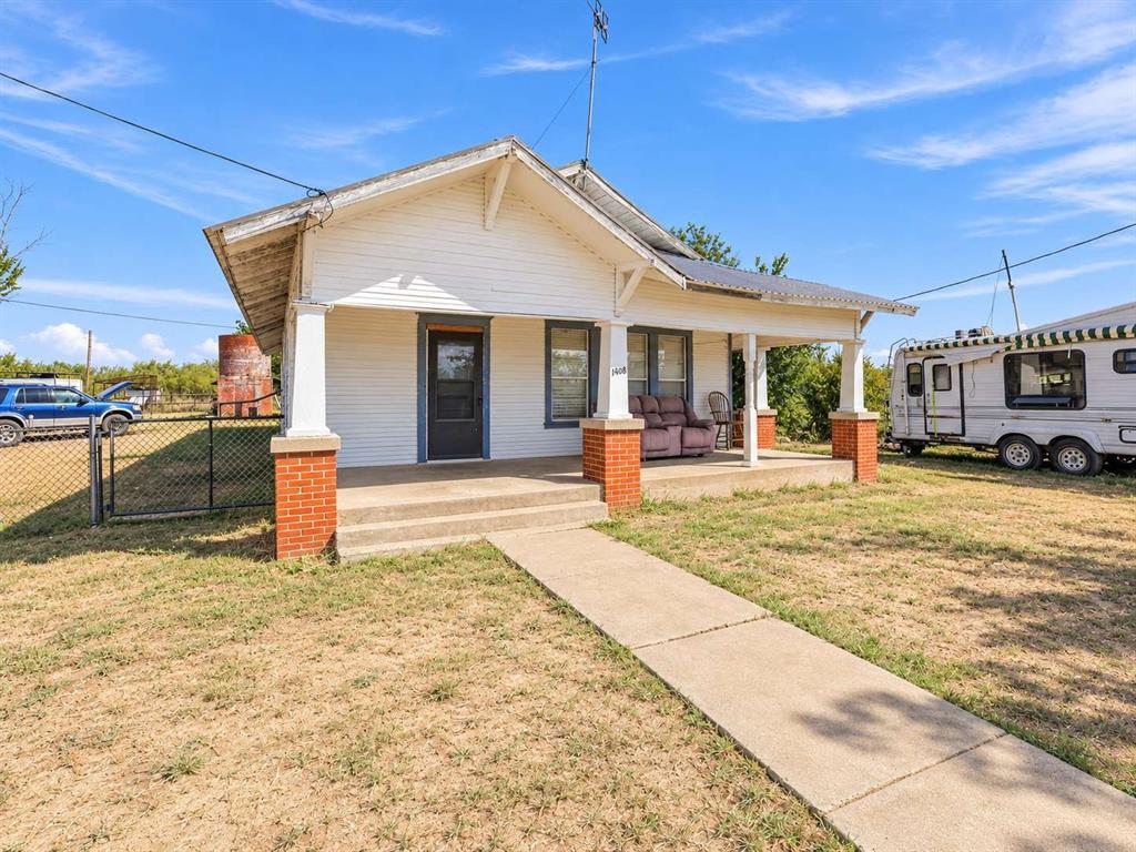 1408 Andis Lane