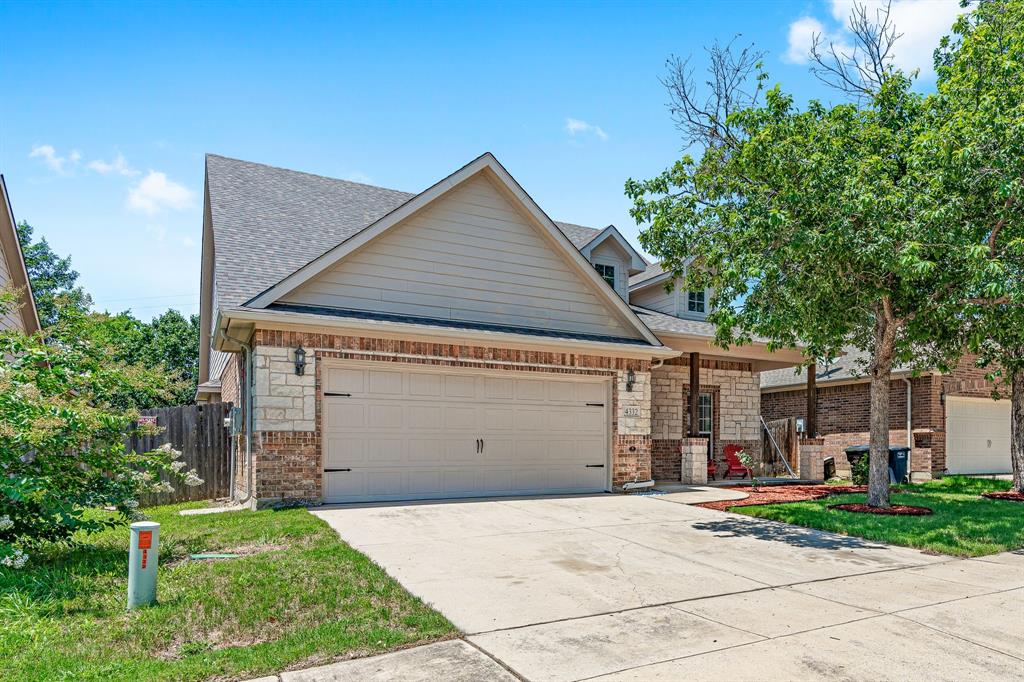 4332 Red Clover Lane