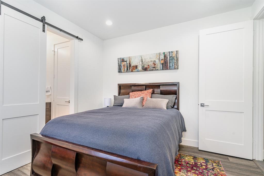 LOVE FIELD LOFTS - Residential