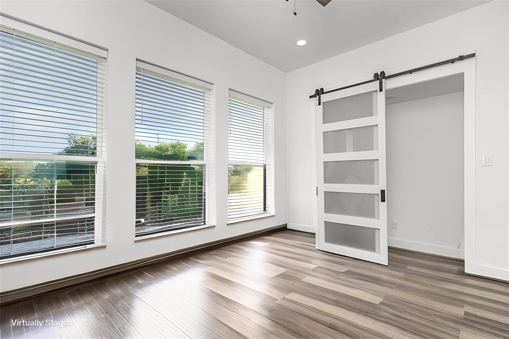 LOVE FIELD LOFTS - Residential