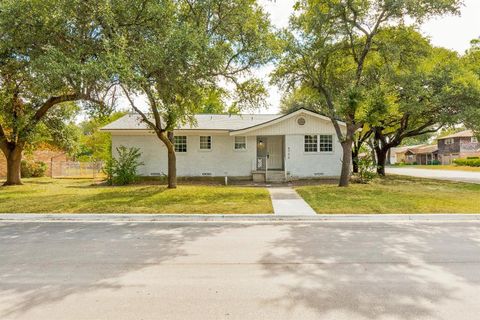 5700 Starling Circle Haltom City TX 76117