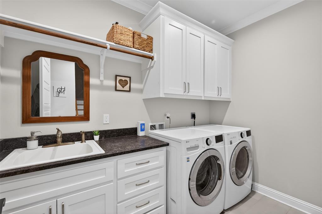 Canal Place - Residential