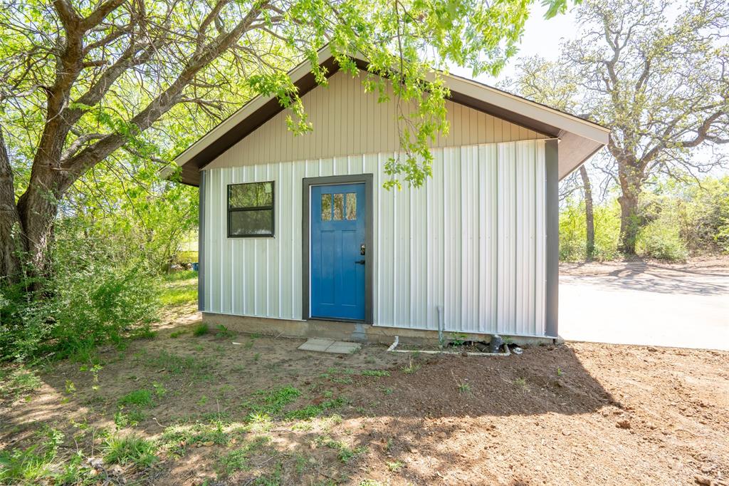 6100 Black Leaf Court